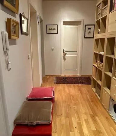 Gemuetliche In Gohlis 라이프치히